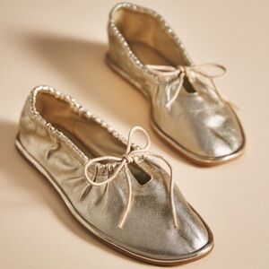 Pilcro Bow Tie Bakket Flats